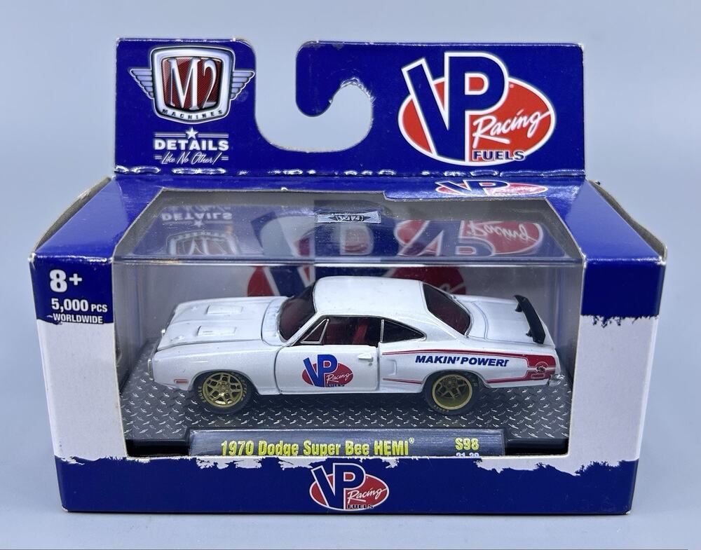 M2 Machines 1970 Dodge Super Bee HEMI White VP Racing Fuels 1:64 Diecast NIP